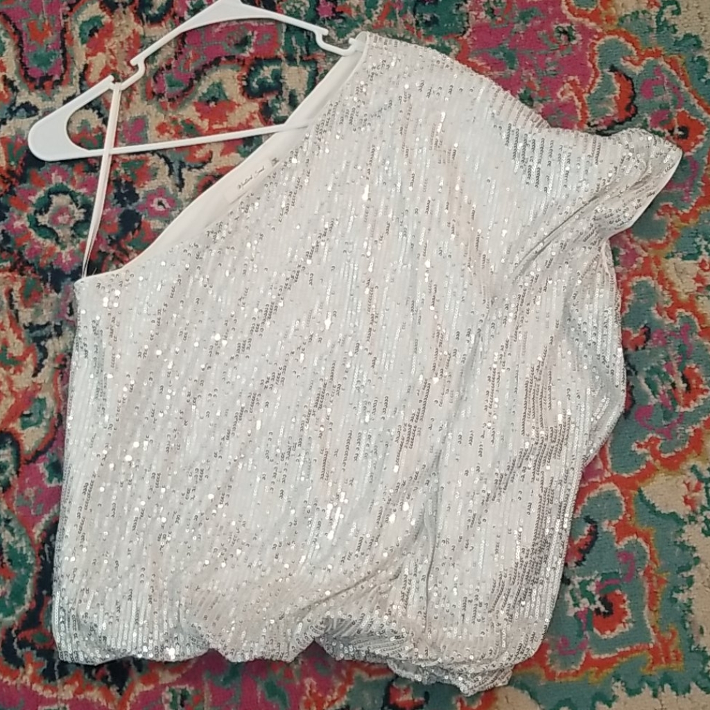 Vici One-Shoulder Sparkly Top